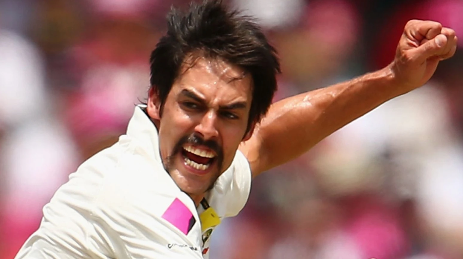 Mitchell Johnson wants changes to Australia's team ahead of Adelaide Test.