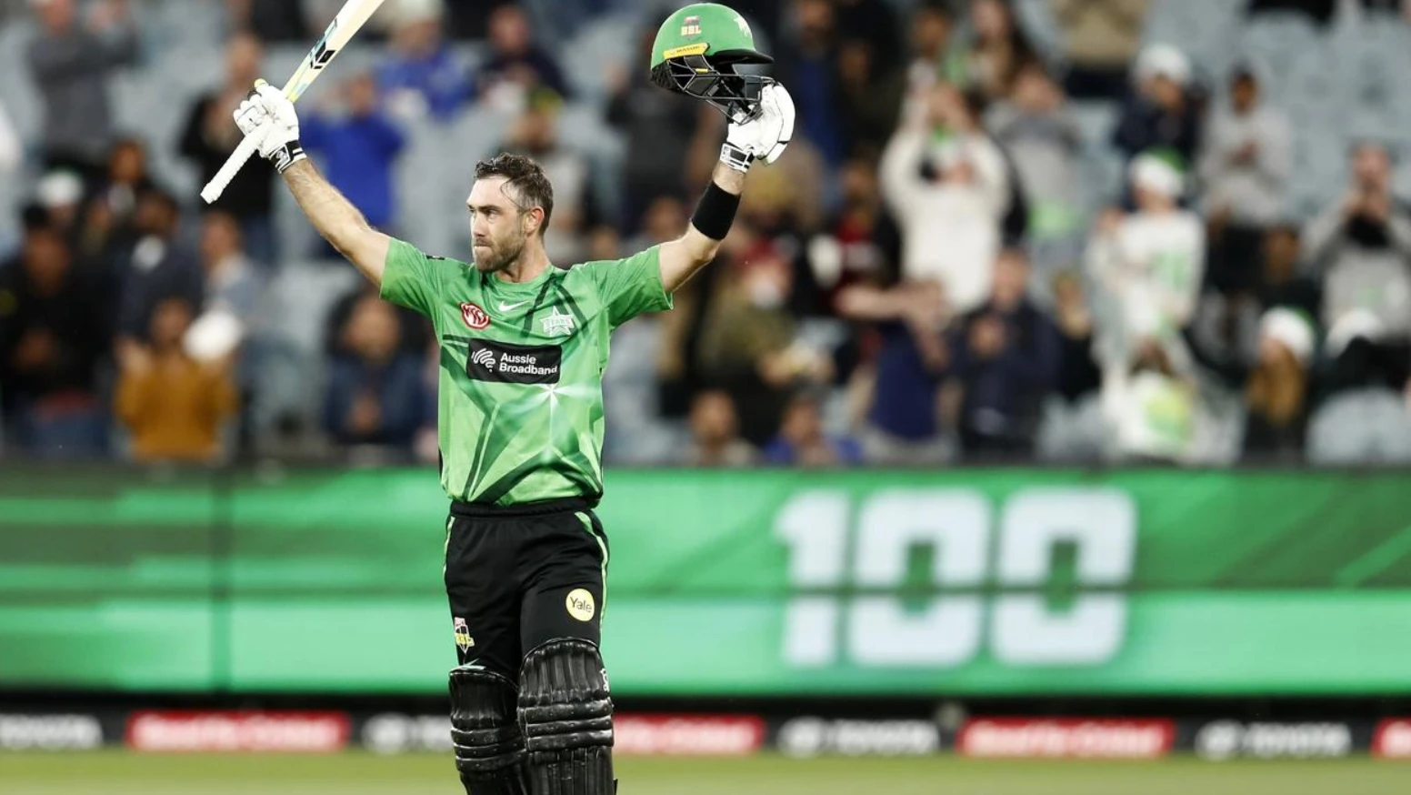 In the Strikers v Stars match, Maxwell's 15 off 5 made him the BBL's second-highest six-hitter.