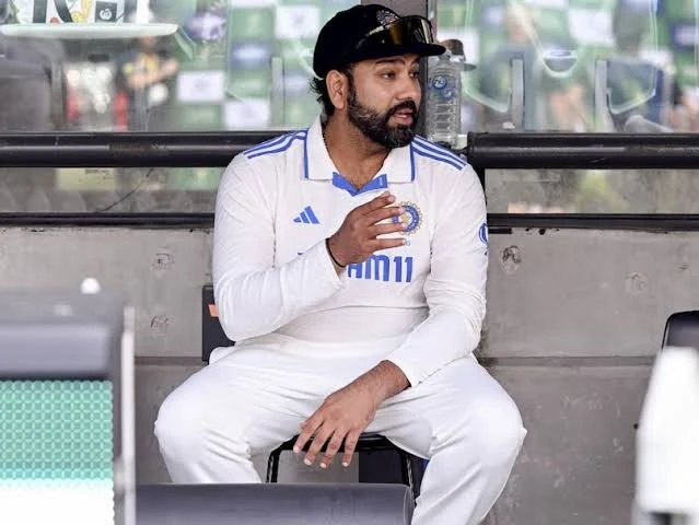 Harbhajan Singh suggests two changes in the India XI for the third Test.