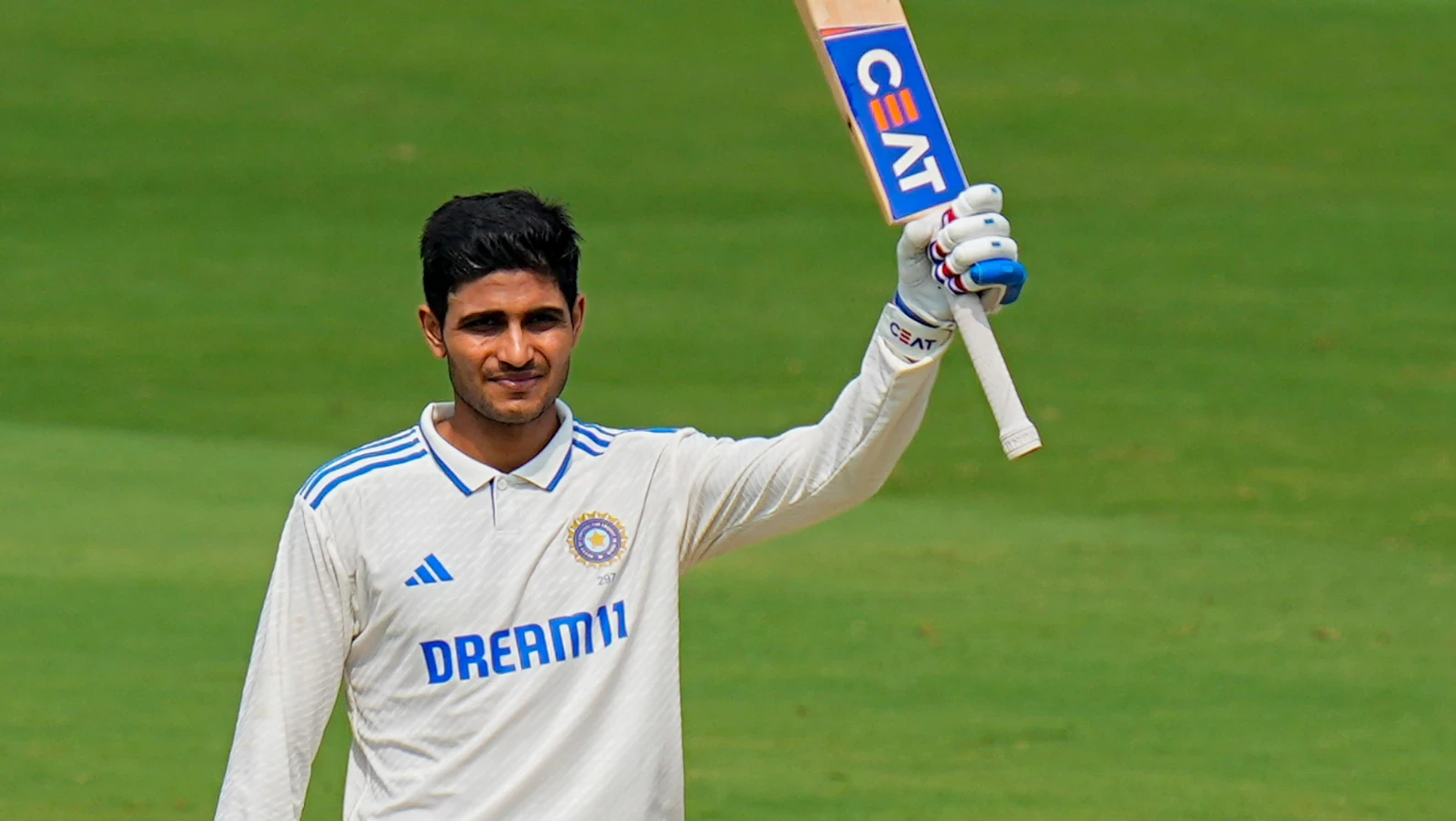 Karthik criticized Gill's hard hands technique for his struggles in the Border-Gavaskar Trophy.