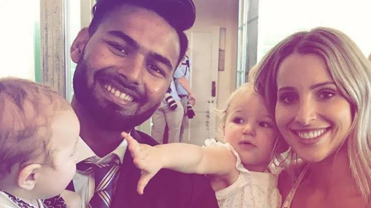 Rishabh Pant was seen having a heartwarming interaction with a young fan.