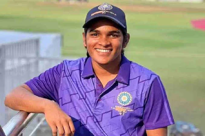 Simran Shaikh's dream is to play for the Indian team and meet his idol Virat Kohli.