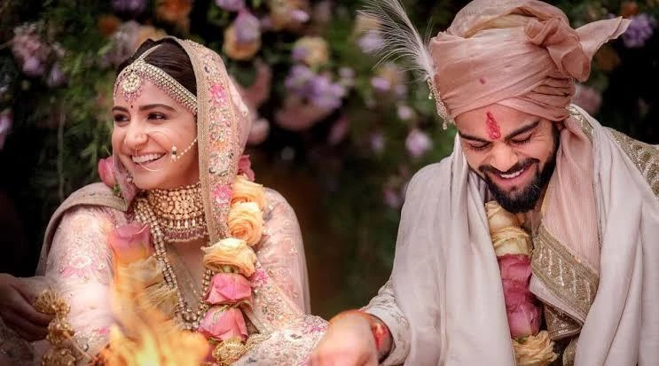 Virat Kohli and Anushka Sharma received warm wishes for their 7th wedding anniversary.