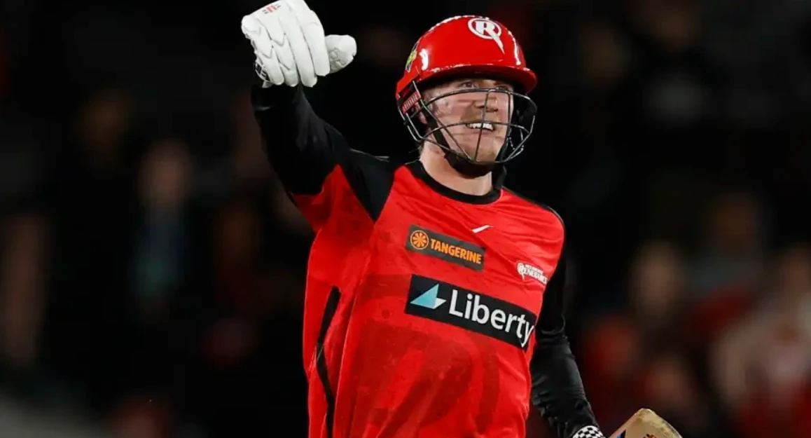 In the BBL match Will Sutherland stunned the crowd with a phenomenal catch.