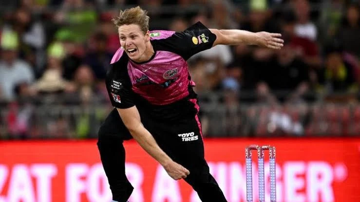 In a BBL Qualifier 1, Jack Edwards pulled off an extraordinary catch.