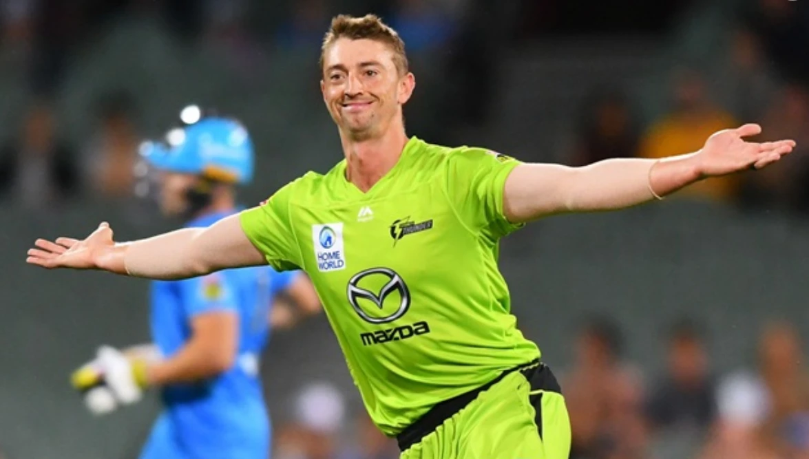 During the BBL match Daniel Sams and Cameron Bancroft collided on the field.