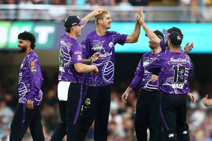 The Hobart Hurricanes defeated the Sydney Sixers to advance to the BBL finals.