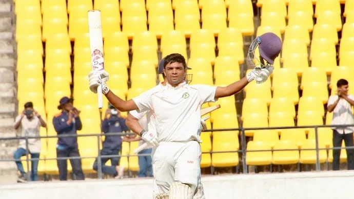 Vidarbha finished the first day of the match against Kerala with a score of 254/4.