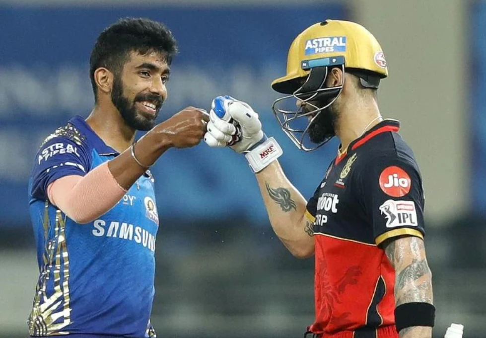 Virat Kohli and Jasprit Bumrah in IPL 2020.