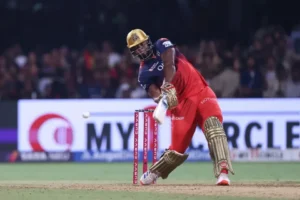 Romario Shepherd smashing CSK bowlers in the death overs.