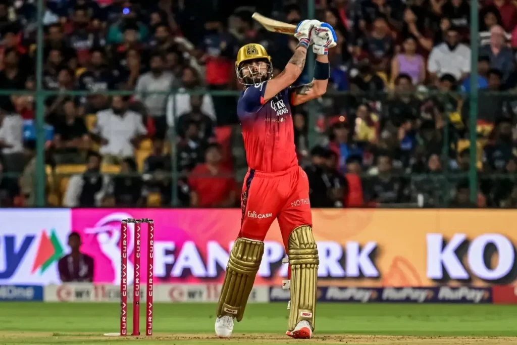 Kohli smashing sixes for RCB in IPL 2025.