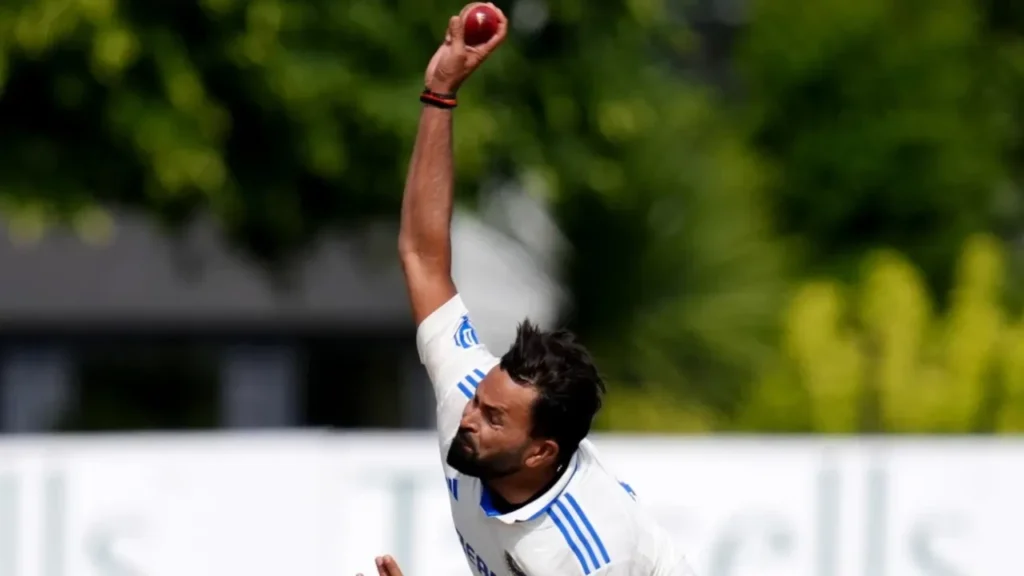 Mukesh Kumar has some experience and would be ideal for the test match against England.