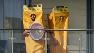 The sandpaper dress by English fans to troll Australia.