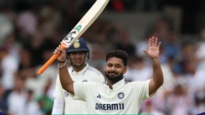 Rishabh Pant not only plays excellently on the field, but also entertains the audience.