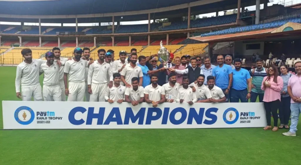 Madhya Pradesh won the Finals by 6 Wickets.