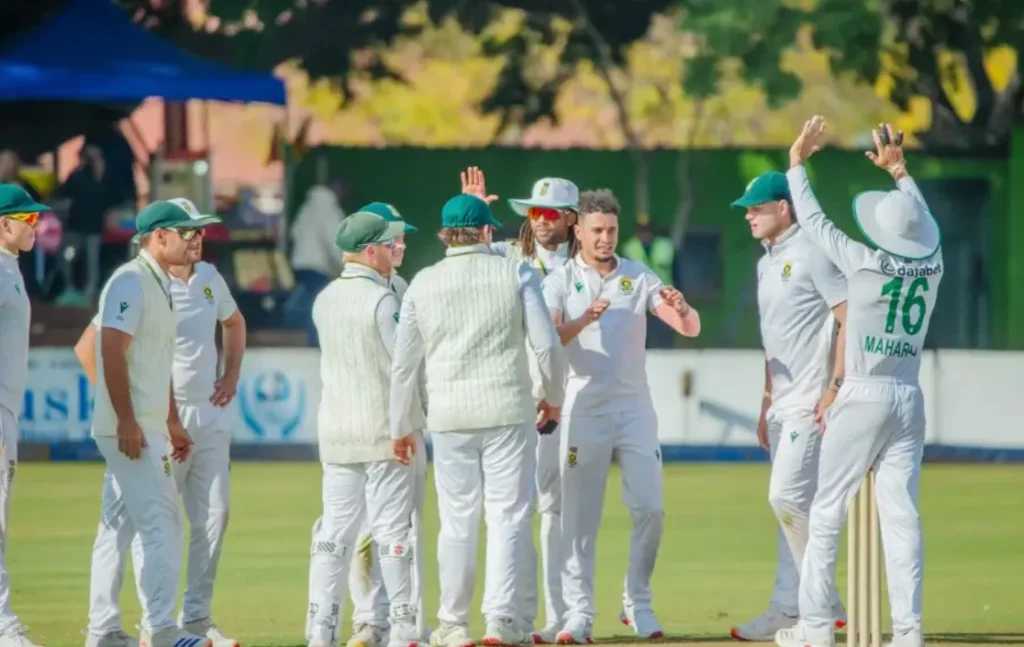 South Africa took control over Zimbabwe with 216 runs lead.