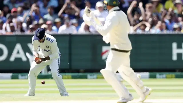 Usman Khawaja got a life courtesy of Yashasvi Jaiswal.