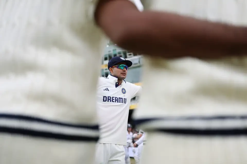 Shubman Gill calls his players.
