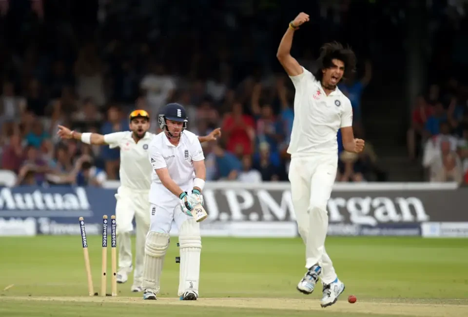 Ishant Sharma celebrates after dismissing Ian Bell.