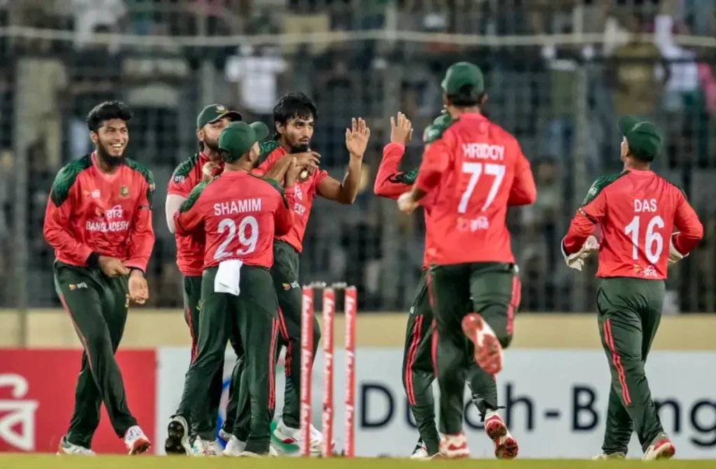 Bangladesh beat Pakistan in the 2nd T20I at Mirpur.