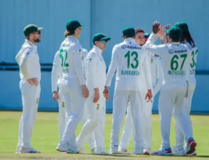 South Africa thrashed Zimbabwe in the second Test at Bulawayo.