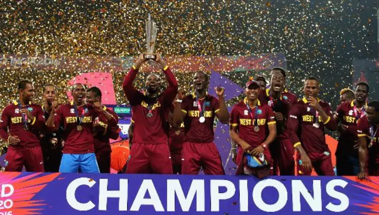 West Indies team with the 2016 T20 World Cup Trophy.
