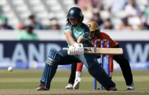 Alice Capsey lead Invincibles to a 22-run win.