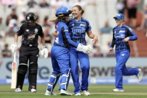 Spirit won a 3-wicket thriller with only two balls left.