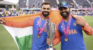 Rohit Sharma and Virat Kohli with the trophy.
