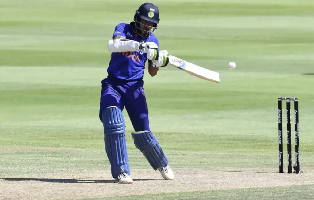 Shikhar Dhawan made 61 runs off 73 balls.