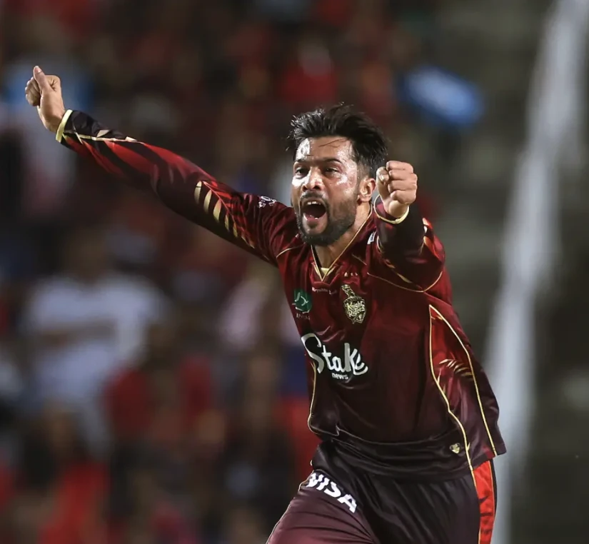 The Trinbago Knight Riders are overtaking the Falcons thanks to their excellent game strategy.