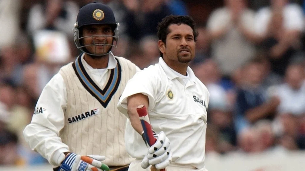 Tendulkar and Ganguly dominate the bowlers.