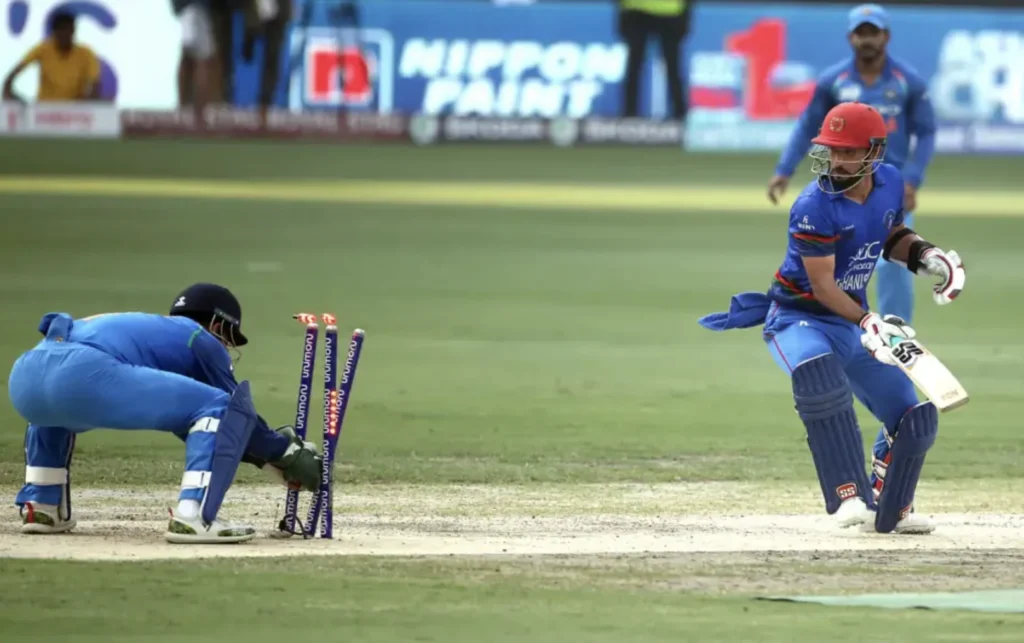 MS Dhoni stumped out Hashmatullah Shahidi on a duck.