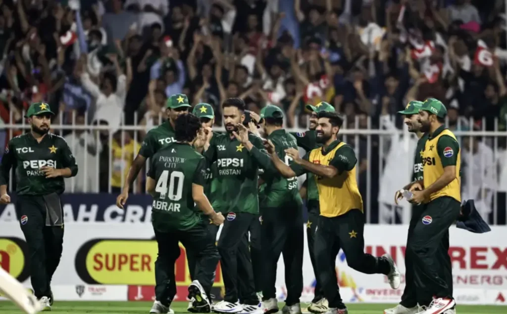 Pakistan storms to Tri-Series title with 75-run final win.