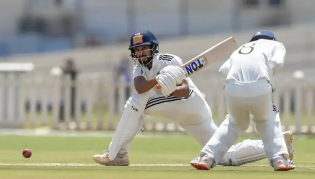 West Zone posted 363/6 on Day 1 against Central Zone.