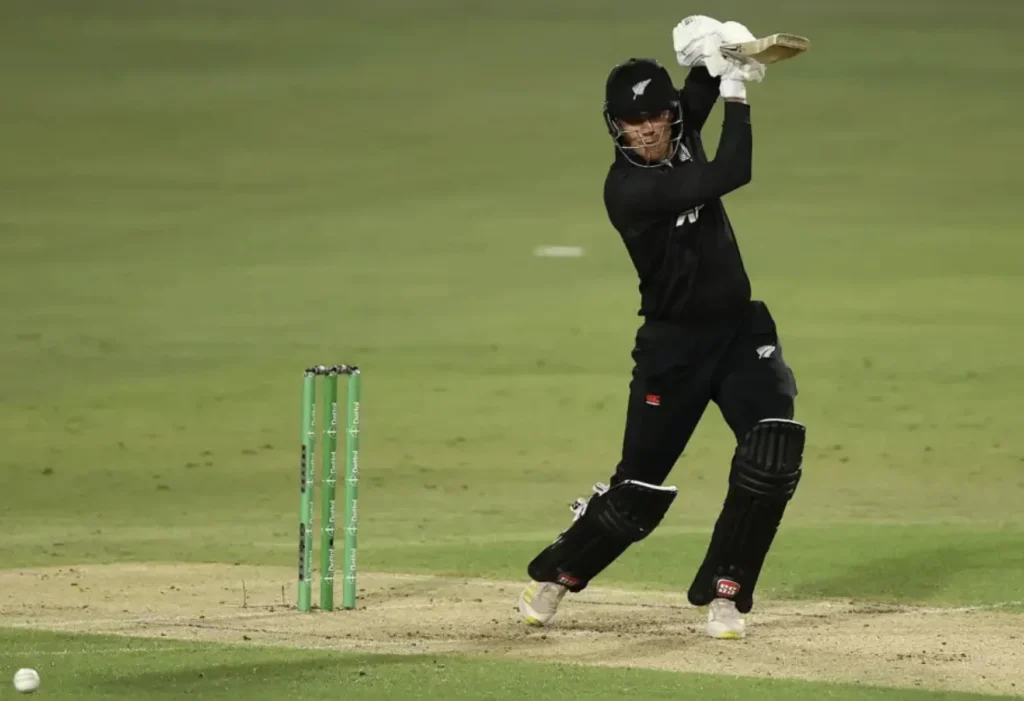 Finn Allen made 35 runs off 38 balls.