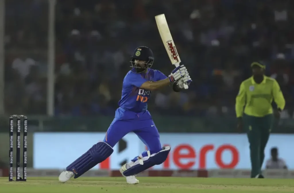 Virat Kohli scored 72 runs off 52 balls.