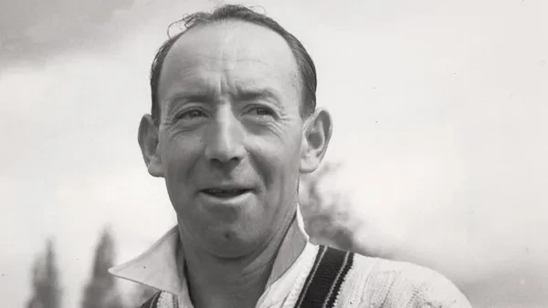 Lindsay Hassett in a Test match.