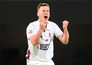 Queensland replied with 430 to secure a comfortable win.