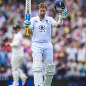 Joe Root celebrates his second Test Century in Australia.