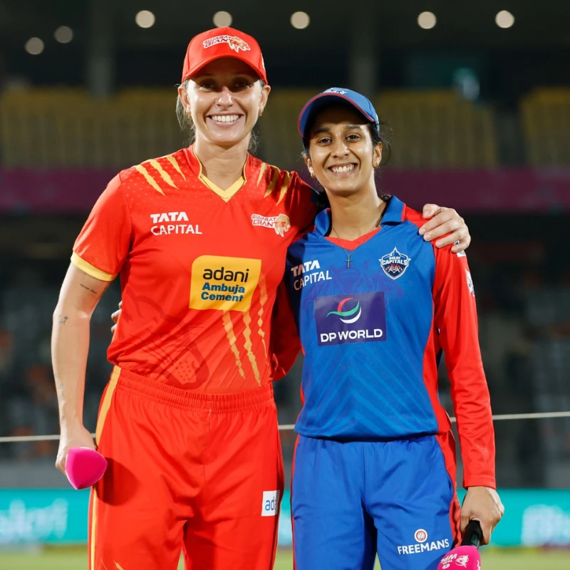 Gujarat Giants and Delhi Capitals face off against each other.